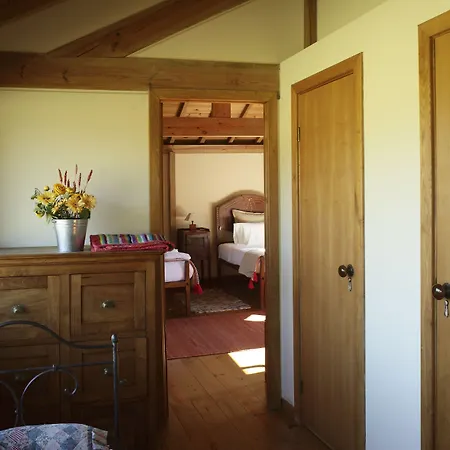 Quinta Do Rapozinho * קאבקסיירס דה באסטו