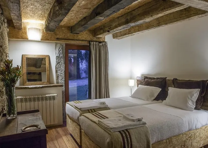 בית חווה Quinta Do Rapozinho *