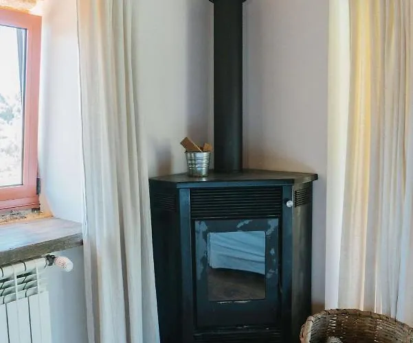 בית חווה Quinta Do Rapozinho קאבקסיירס דה באסטו